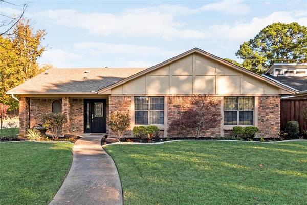 Grapevine, TX 76051,946 Kings Canyon Drive