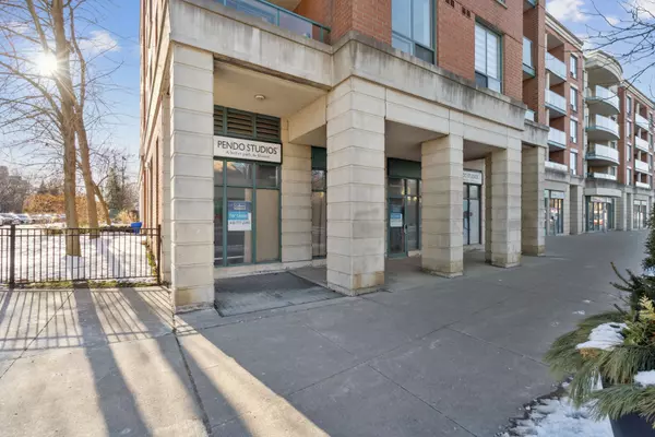 1745 Queen ST E #8, Toronto E02, ON M4L 6S5