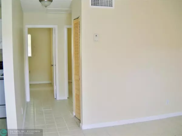 Fort Lauderdale, FL 33312,3813 SW 13th Ct  #1