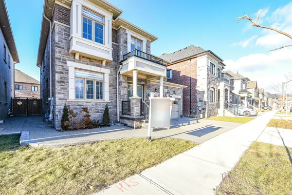 Oakville, ON L6H 0Z4,59 Merlin ST