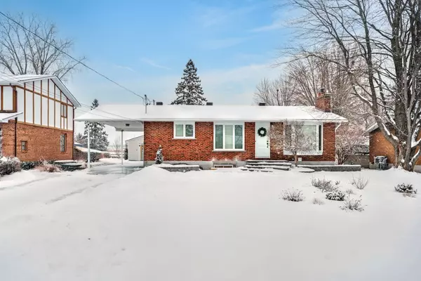 2393 Page RD #B, Orleans - Convent Glen And Area, ON K1W 1H2