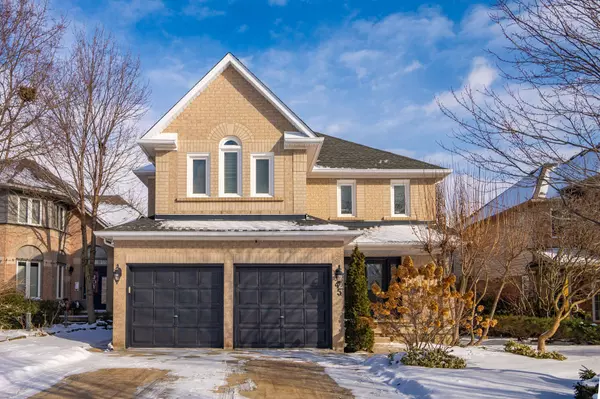 Hamilton, ON L8B 0K9,45 STRATHROY CRES