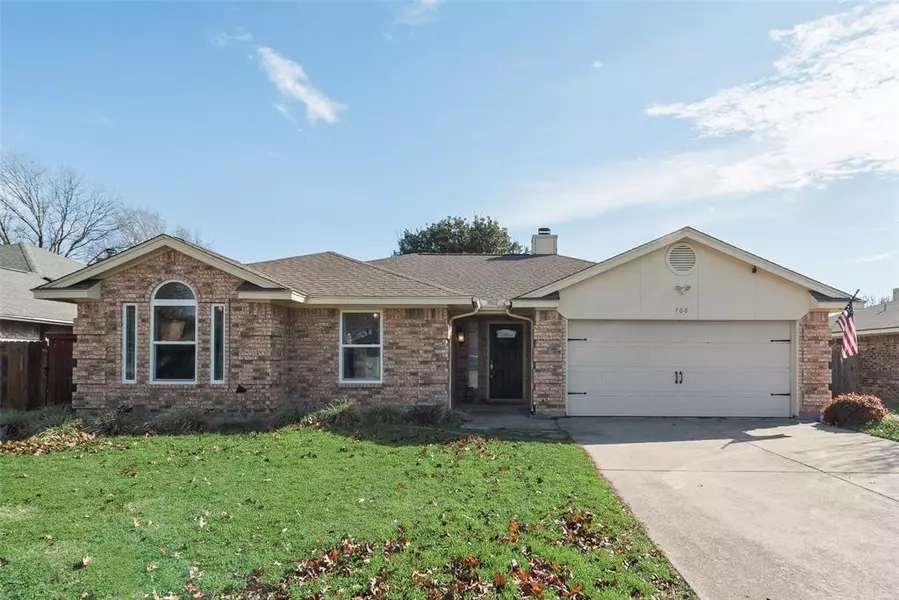 708 Baldridge Road, Burleson, TX 76028