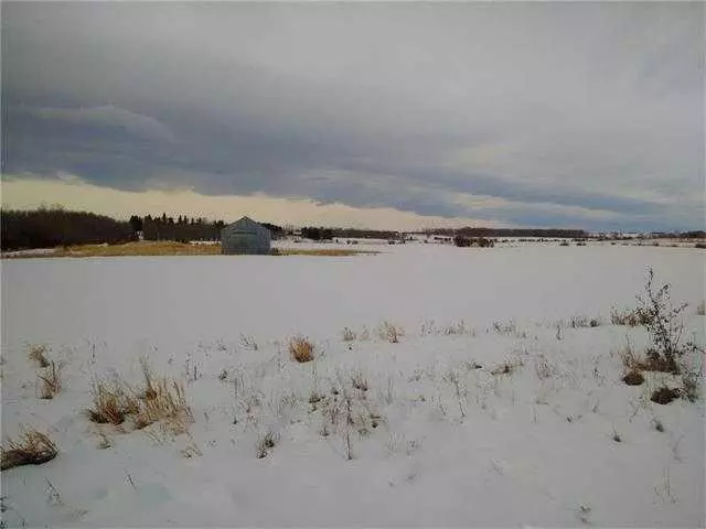 Carstairs, AB T0M 0N0,Twp Rd 304 30442 Range