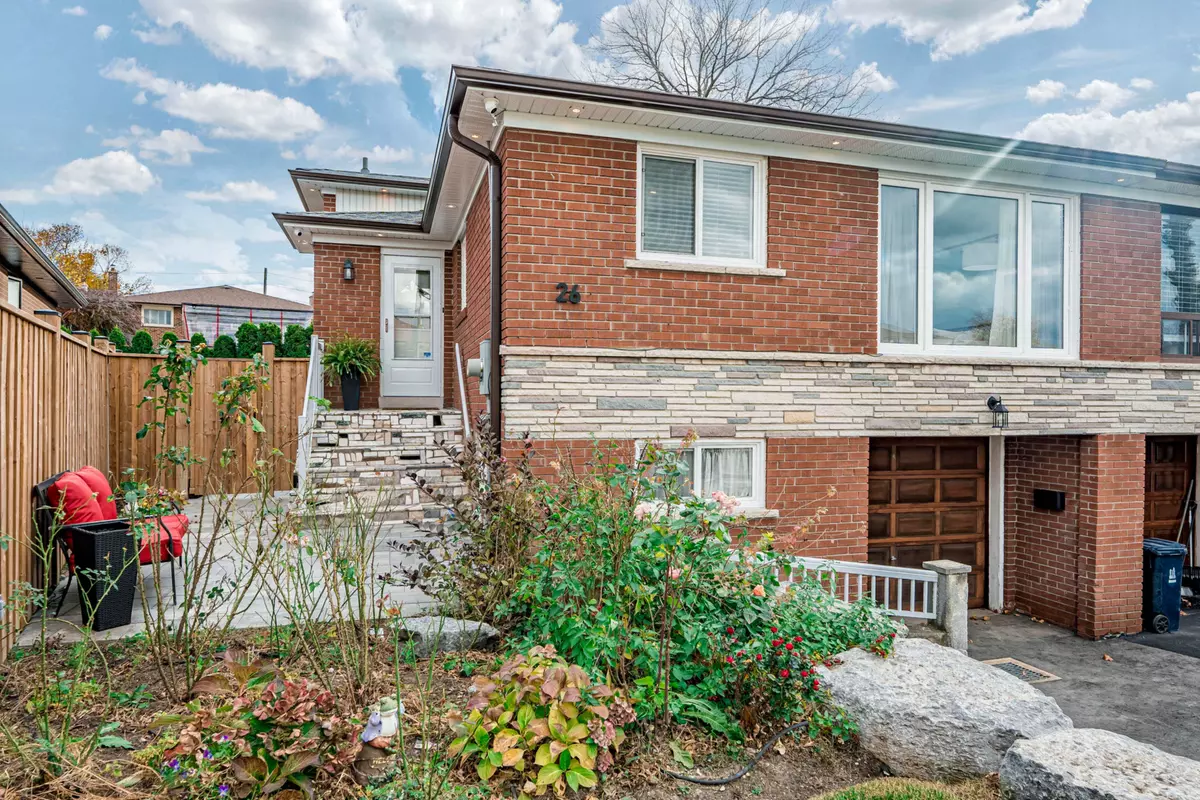 Toronto W05, ON M9L 1E2,26 Dellbrook CRES