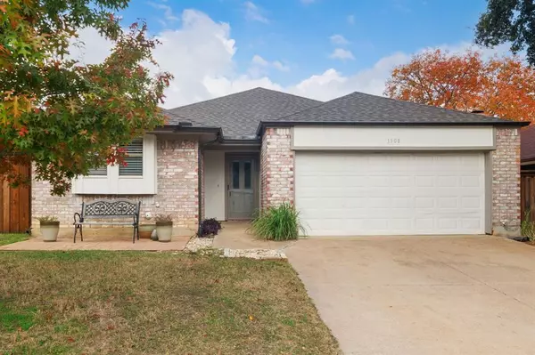 1508 Briarcrest Drive, Grapevine, TX 76051