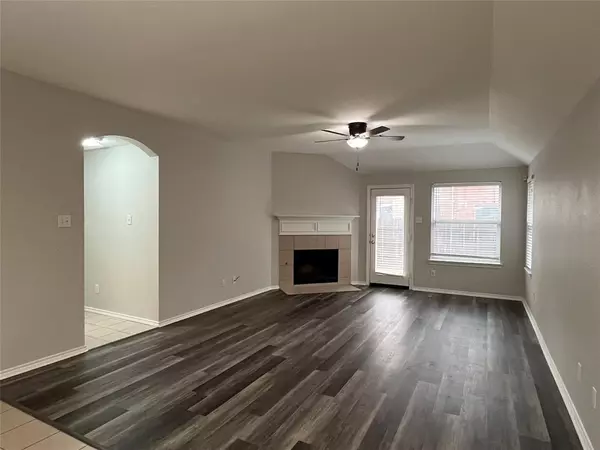 Fort Worth, TX 76244,4608 Wolf Ridge Way