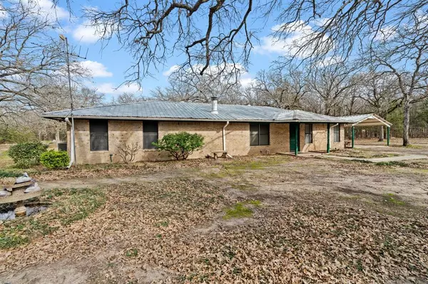 3051 Liberty Drive, Corsicana, TX 75110