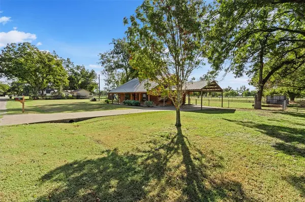 Weatherford, TX 76087,374 Hillcroft Drive