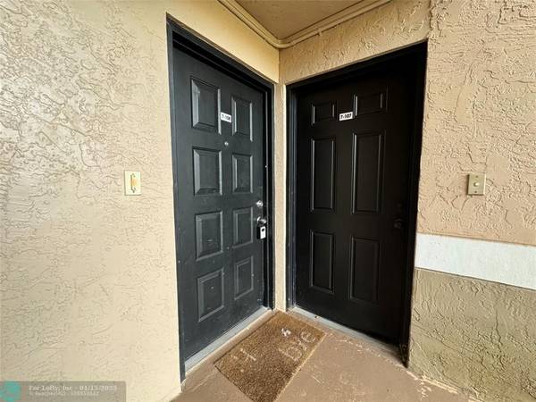 Coral Springs, FL 33067,8891 Wiles Rd  #108