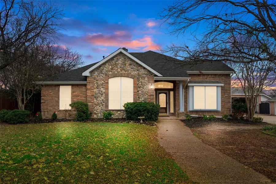 1205 Shell Beach Drive, Little Elm, TX 75068