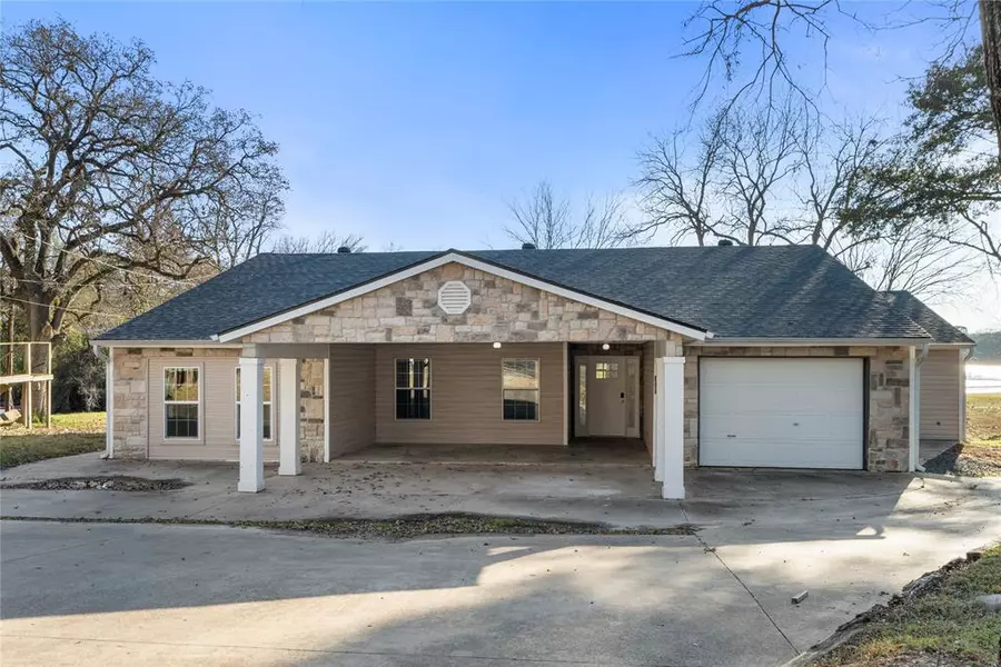 109 Arrow Way, Gun Barrel City, TX 75156