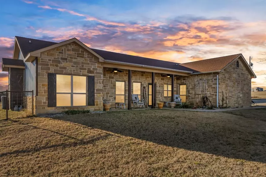 5600 County Road 304, Grandview, TX 76050