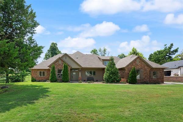 14248 Macklay Court, Choctaw, OK 73020