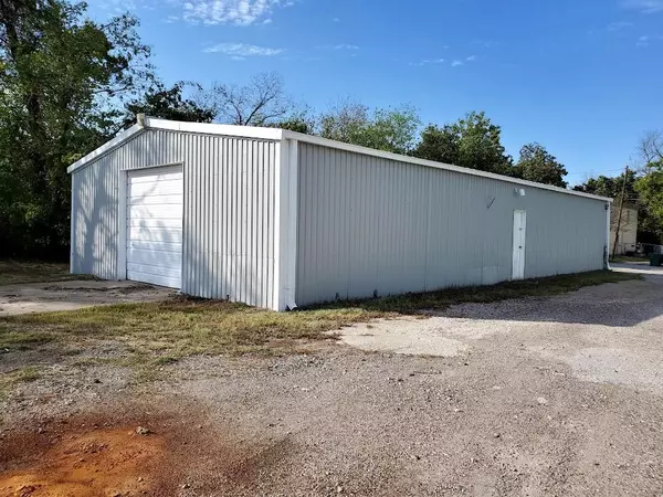 1409 Walworth Street, Greenville, TX 75401