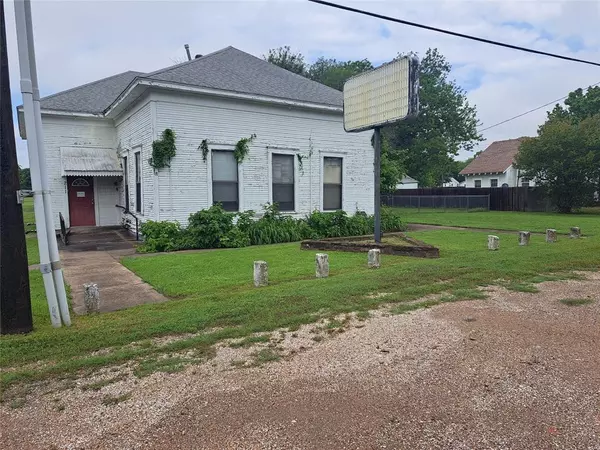 Wilmer, TX 75172,211 S Dallas Avenue