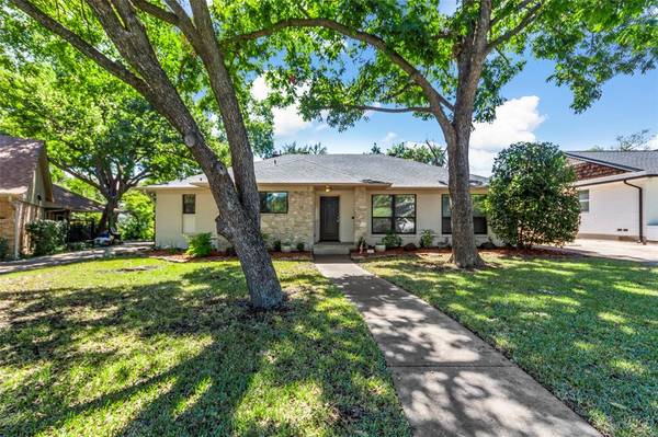 1113 Greenway Drive, Richardson, TX 75080