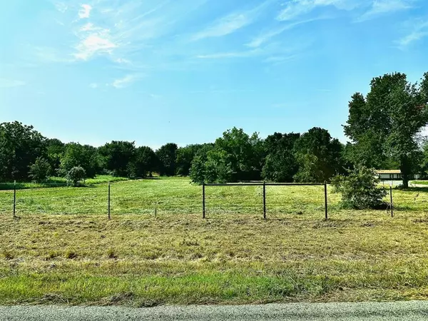 165 County Road 4896,  Boyd,  TX 76234