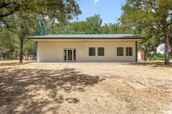 Boyd, TX 76023,194 Private Road 4583