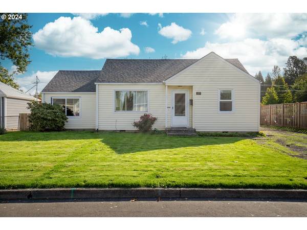 135 MAPLE BLVD,  Wood Village,  OR 97060