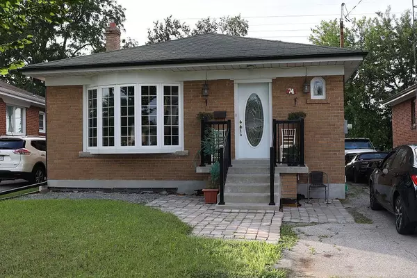 74 Ranstone GDNS, Toronto E04, ON M1K 2T8