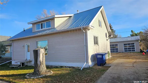 406 Centre STREET, Cabri, SK S0N 0J0