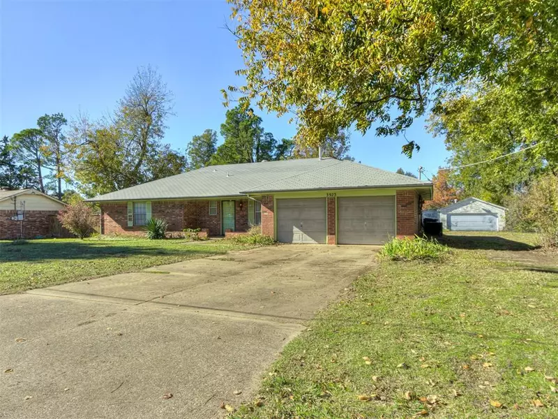 3923 N Thompkins Avenue, Bethany, OK 73008