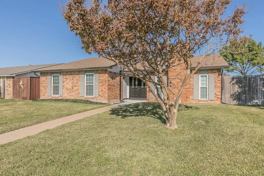 2205 Marble Falls Drive, Carrollton, TX 75007