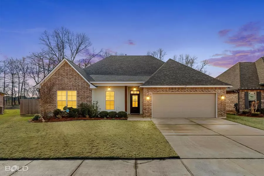 461 Mangrove Lane, Bossier City, LA 71111