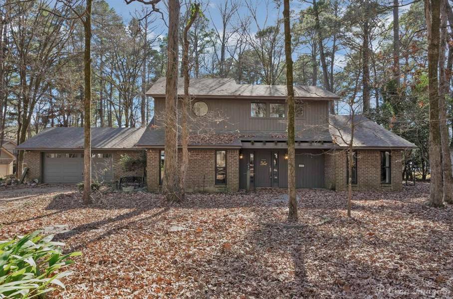 2095 Woodlake Drive, Benton, LA 71006