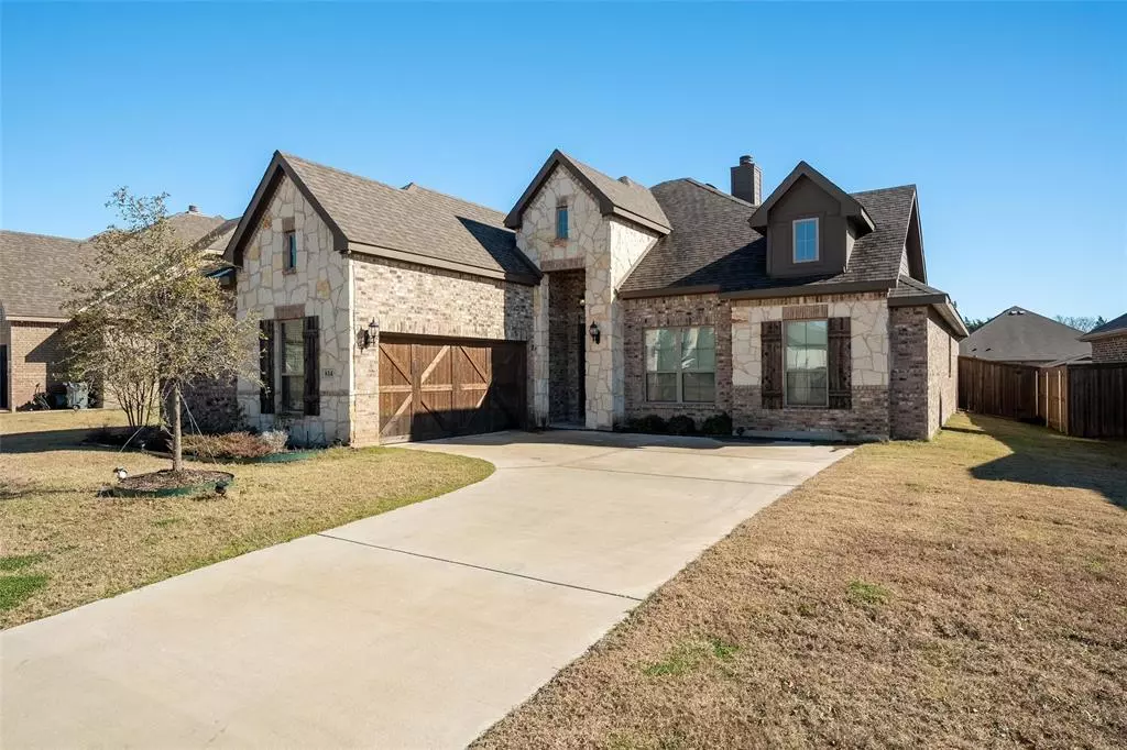 Midlothian, TX 76065,814 Summer Grove