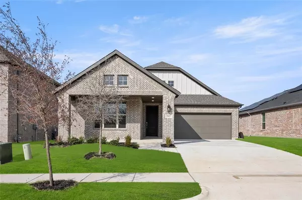 2607 Redbud Drive, Mansfield, TX 76063