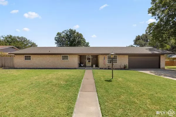 909 Kiowa Drive, Burkburnett, TX 76354