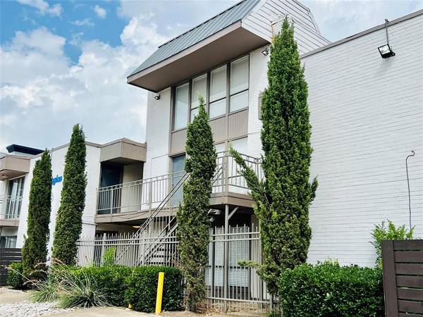 4300 Congress Avenue #116, Dallas, TX 75219