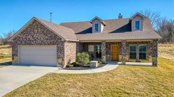 138 Timber Valley Lane, Weatherford, TX 76085