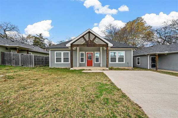 1013 E Epstein Street, Sherman, TX 75090