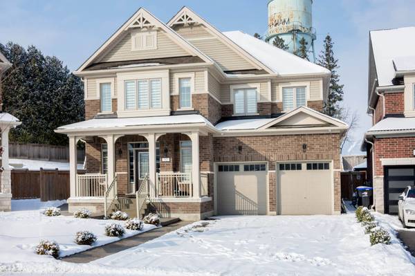 32 Pridham PL, New Tecumseth, ON L0G 1W0