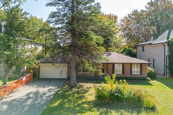 9 Pomander RD, Markham, ON L3R 1X5