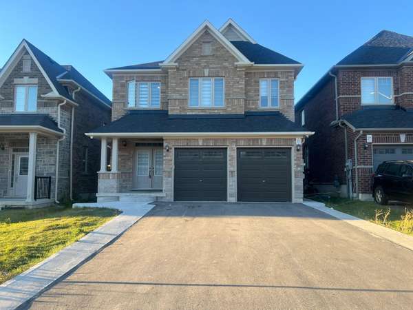 25 Copperhill HTS #Upstair, Barrie, ON L9J 0L1