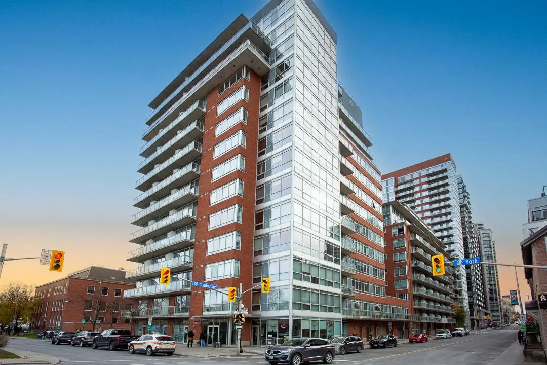 Lower Town - Sandy Hill, ON K1N 8W4,180 YORK ST #301