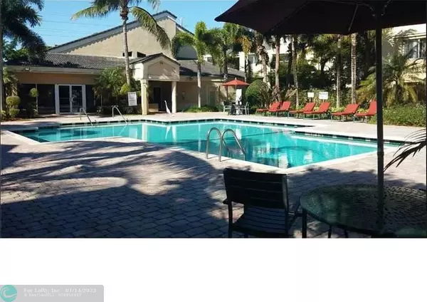 5646 Rock Island Rd  #198, Tamarac, FL 33319