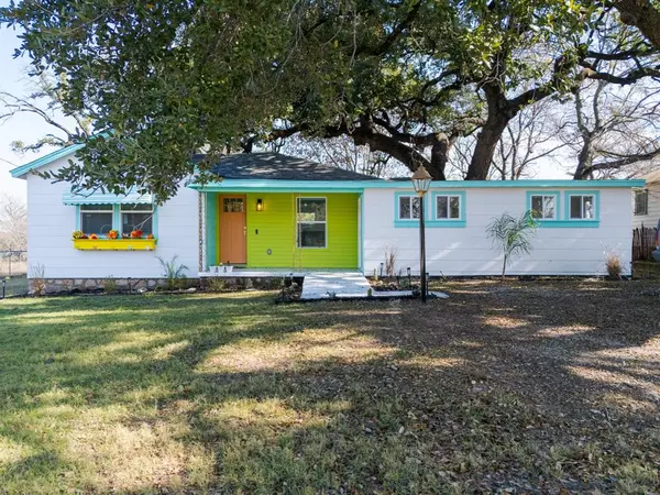 Lampasas, TX 76550,615 N Ridge St