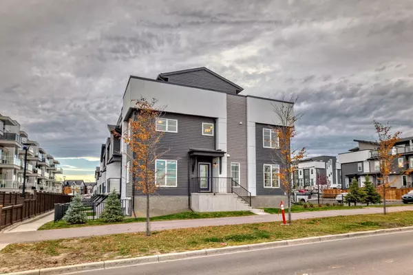 Calgary, AB T3M3P6,474 Seton CIR SE #308