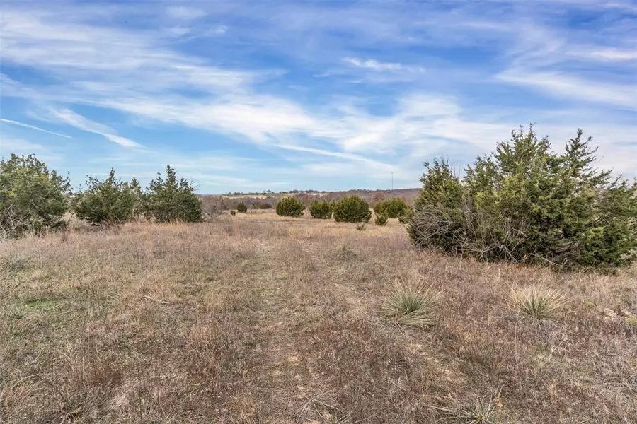 748 County Road 3848, Poolville, TX 76487