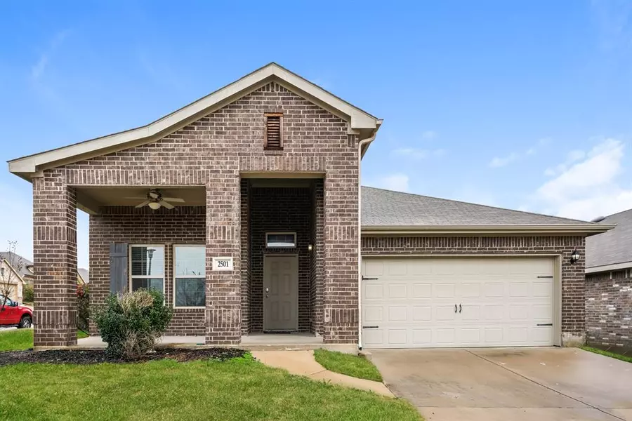 2501 Old Buck Drive, Weatherford, TX 76087