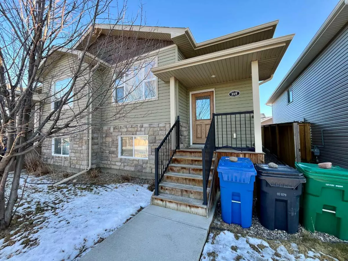 Lethbridge, AB T1J 5E5,115 Mt Sundial CT W