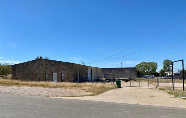 200 E Clifton rd Road, Granbury, TX 76049