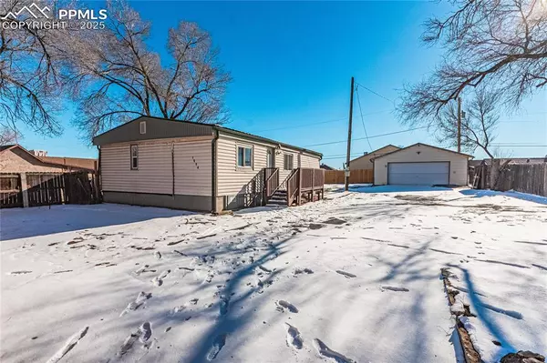 Pueblo, CO 81004,1604 E River ST