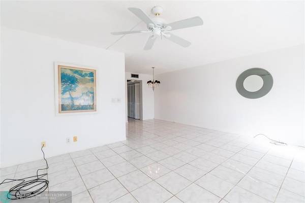 Deerfield Beach, FL 33442,4035 Cambridge B  #4035