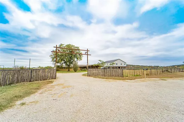 Graham, TX 76450,4938 Finis Road